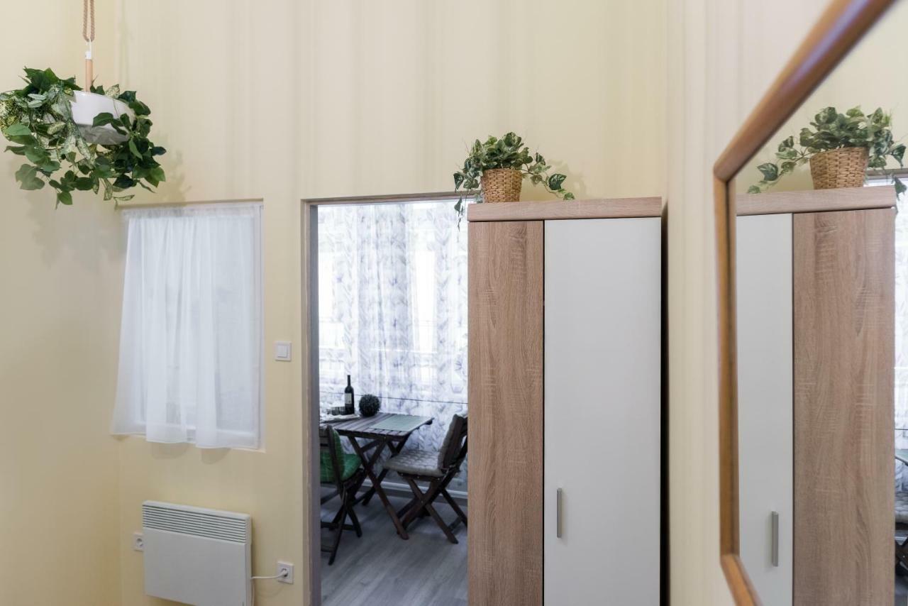 Jungle Design Apartment Budapest Esterno foto