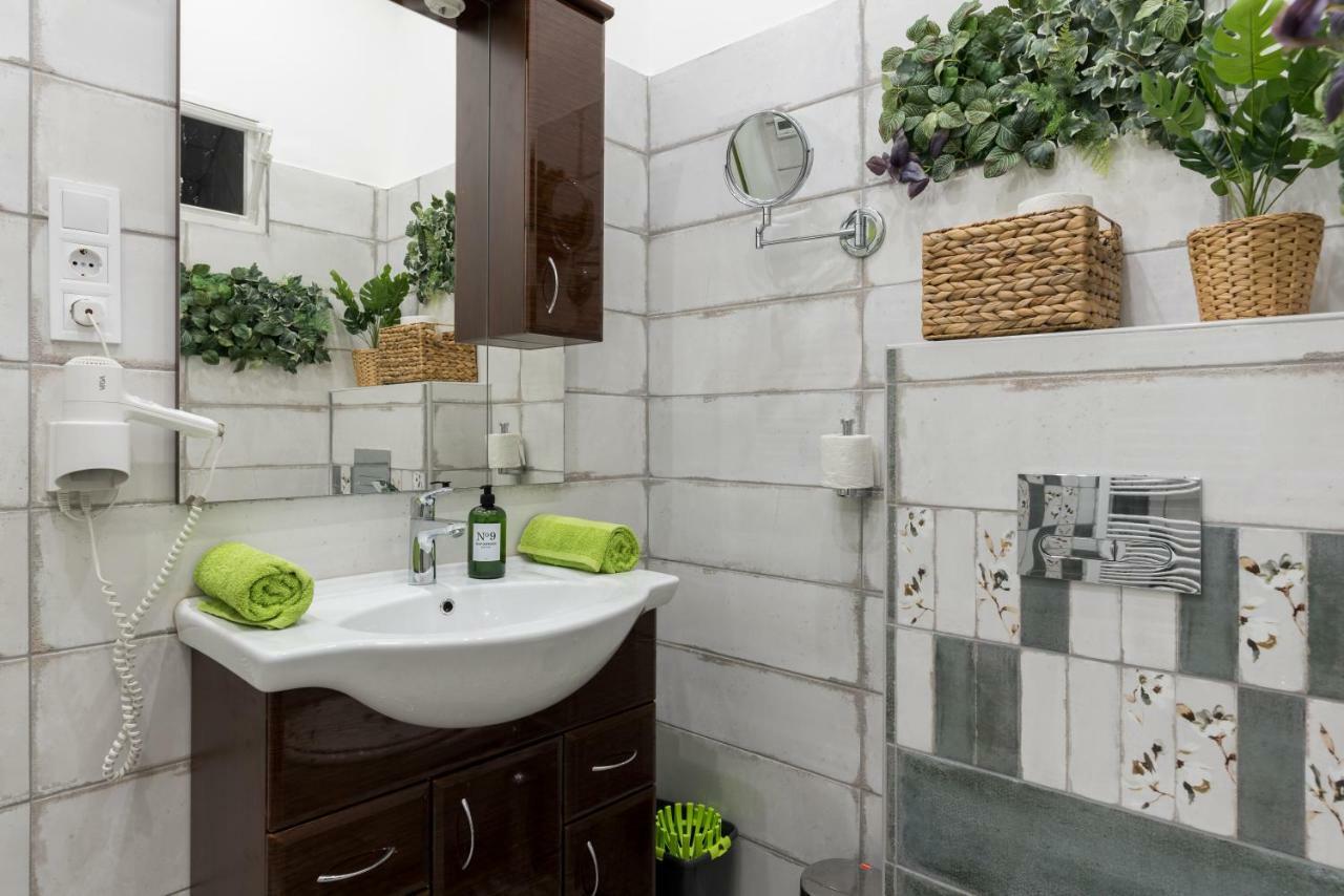 Jungle Design Apartment Budapest Esterno foto